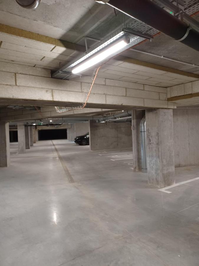 Centrum Apartament Z Parkingiem 什切青 外观 照片